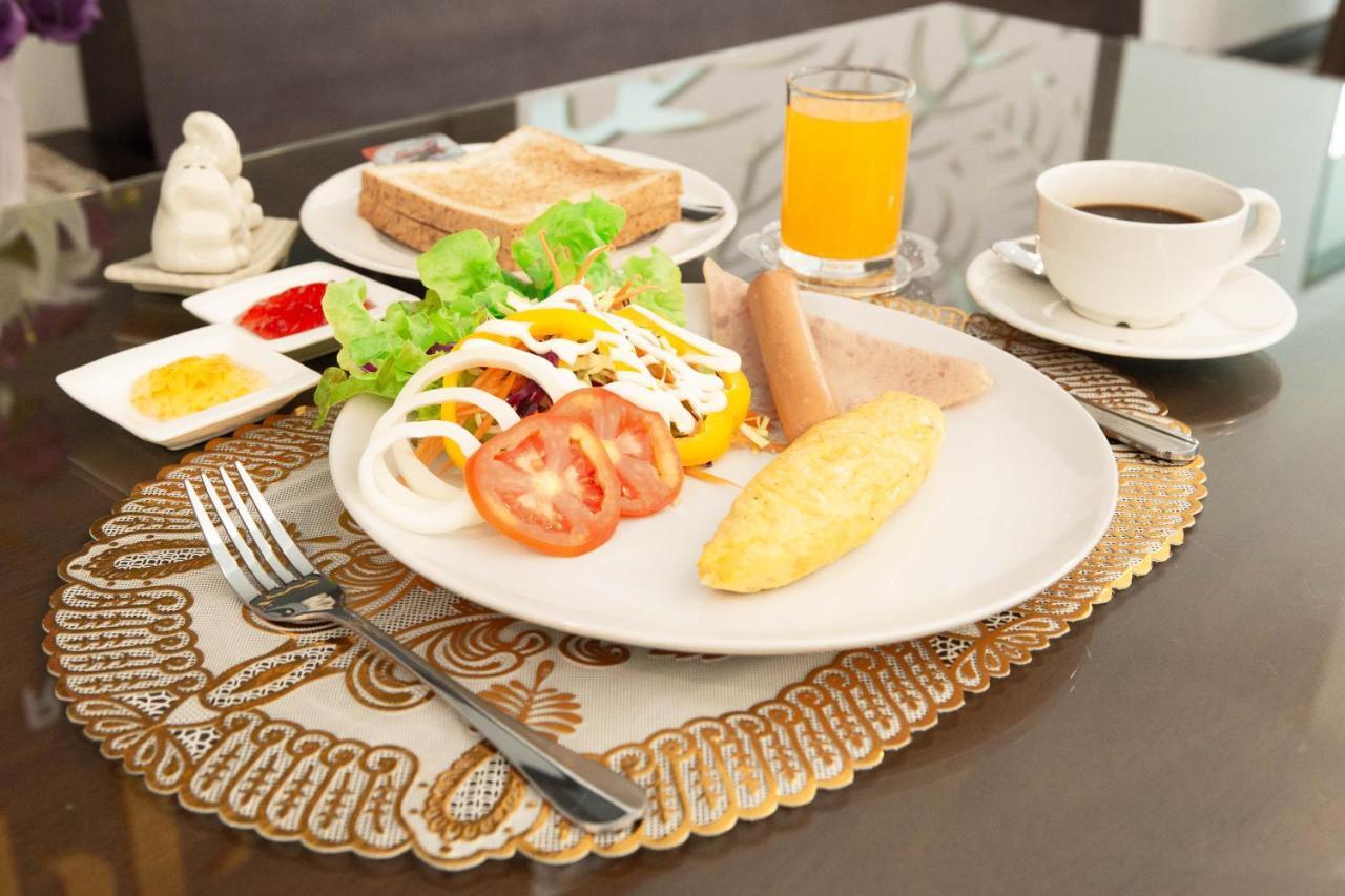 Peppy Hotel-Pepperyhills Hotel Chiang Mai Bagian luar foto