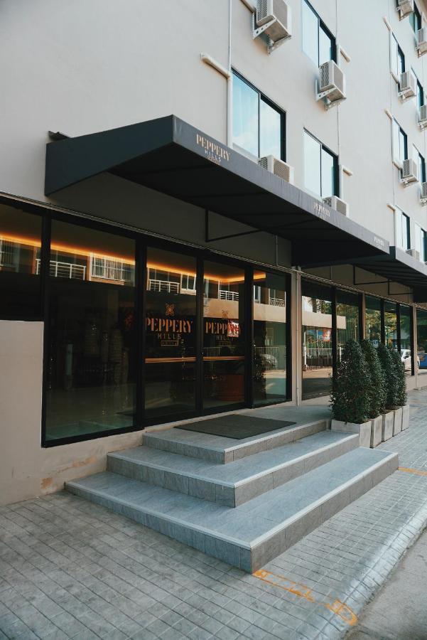 Peppy Hotel-Pepperyhills Hotel Chiang Mai Bagian luar foto