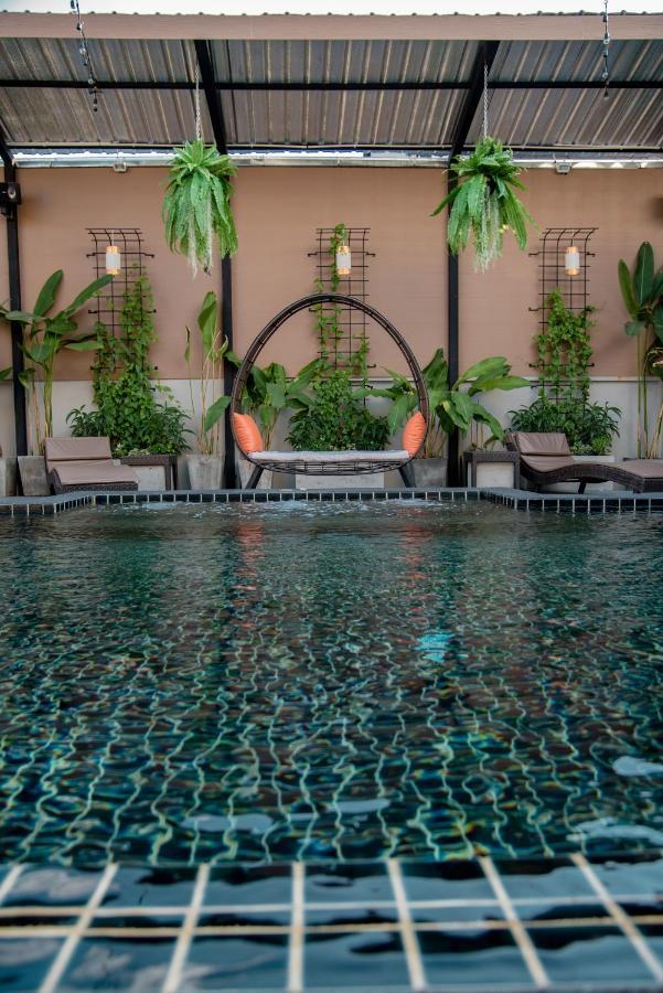 Peppy Hotel-Pepperyhills Hotel Chiang Mai Bagian luar foto