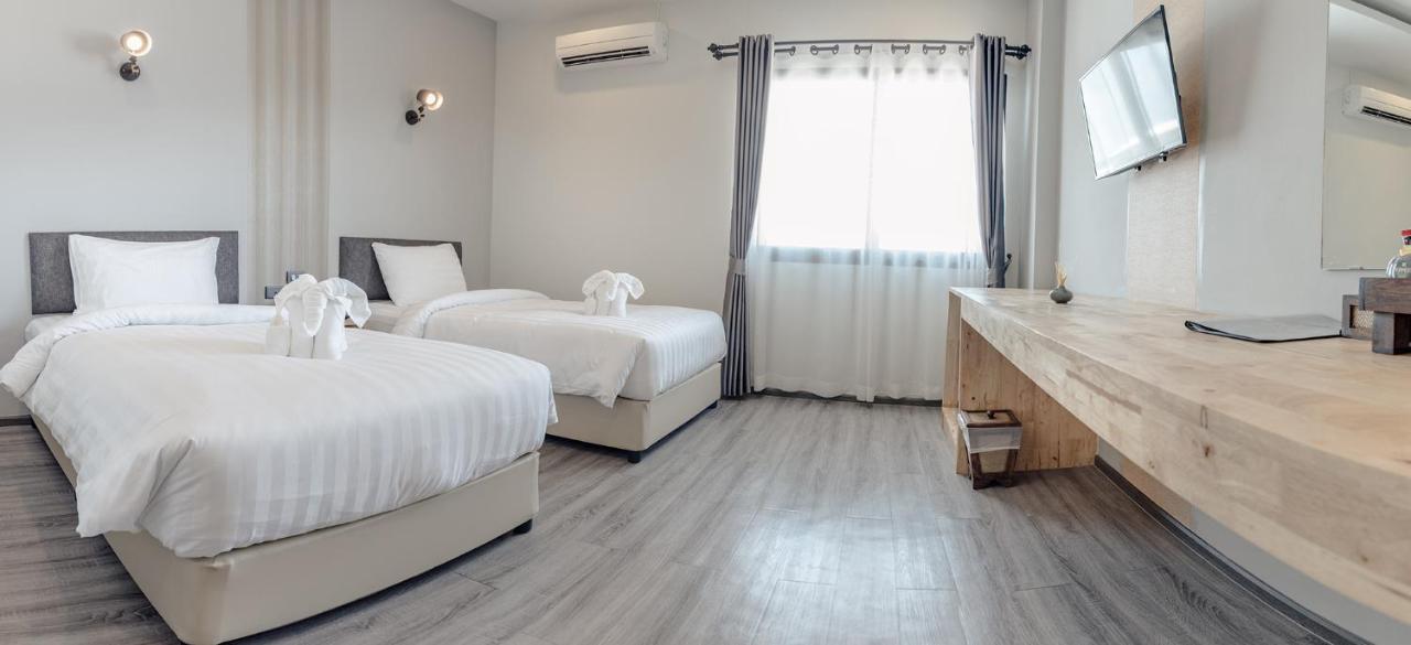 Peppy Hotel-Pepperyhills Hotel Chiang Mai Bagian luar foto